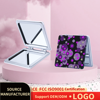 Cermin rias lipat mini kulit PU berlapis ganda HD custom dengan logo, imut, dan ringkas
