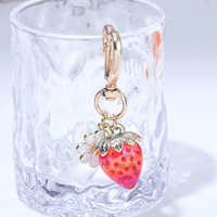 Nouveau style, porte-clés mignon et tendance, fleurs, fraises, cadenas d'amour, pendentif pour sac et voiture