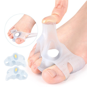 Séparateur d'orteils à trois trous <span class=keywords><strong>pour</strong></span> <span class=keywords><strong>hallux</strong></span> <span class=keywords><strong>valgus</strong></span>, manchon orthopédique en <span class=keywords><strong>silicone</strong></span> réglable, coussinet souple <span class=keywords><strong>pour</strong></span> la <span class=keywords><strong>protection</strong></span> du gros orteil - Product Image 5