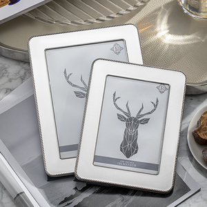 Cahaya Mewah Perak Cermin <span class=keywords><strong>Stainless</strong></span> <span class=keywords><strong>Steel</strong></span> Bingkai Foto Hotel/Ruang Tamu Desktop Kreatif Rumah Tangga Logam Bingkai Foto - Product Image 2