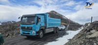 Camion benne électrique SINOTRUK HOWO neuf, 6x4, conduite à droite, benne hydraulique robuste pour travaux de construction