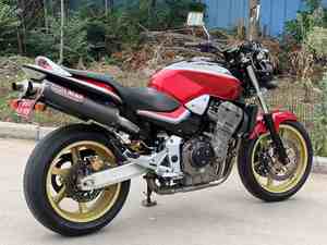 Moto de rue Honda Hornet 919 <span class=keywords><strong>d</strong></span>'occasion - 919 cm³ - Moteur à injection - Quatre cylindres en ligne - Product Image 6