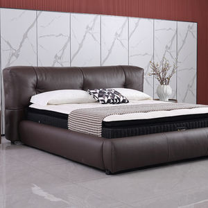 2025 Best-seller Lit en cuir de conception italienne Chambre à coucher Hôtel Villa Lit King-size doux - Product Image 2