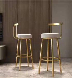 Tabourets de <span class=keywords><strong>bar</strong></span> en métal de luxe nordique, chaises hautes en velours <span class=keywords><strong>pour</strong></span> <span class=keywords><strong>table</strong></span> de <span class=keywords><strong>bar</strong></span> - Product Image 2