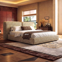 Lit rembourré doux en tissu chenille, design simple et moderne, cadre en pin massif de haute qualité et durable, pour chambre principale.
