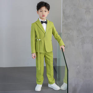 Vente en gros de vêtements mode pour enfants <span class=keywords><strong>blazer</strong></span> vert ensembles formels cinq pièces pour garçons costume de scène coréen pour garçons - Product Image 3