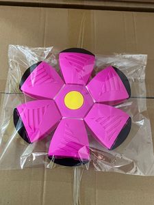 Bestverkochte draagbare vliegende schotel-bal speelgoed in cartoonstijl, interactief speelgoed voor kleine dieren en honden - Product Image 4