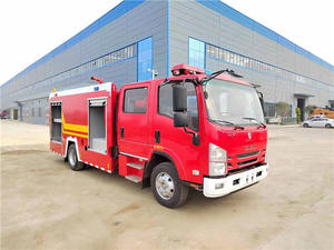 Camion de pompiers diesel de sauvetage ISUZU 4x2 de haute qualité, neuf, 4000 litres d'eau et de mousse, à vendre - Product Image 4