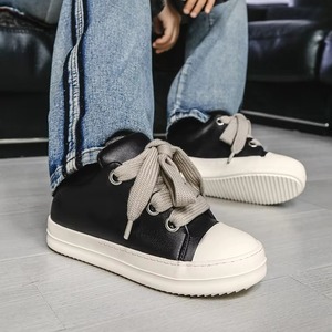 Nouvelles chaussures décontractées pour hommes de style coréen, à bout plat, avec fermeture à lacets, en microfibre, semelle extérieure en caoutchouc amortissante, colorées - Product Image 2