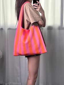 Grandi Saldi Rientro in <span class=keywords><strong>Ufficio</strong></span> <span class=keywords><strong>Borse</strong></span> Tote da <span class=keywords><strong>Donna</strong></span> alla Moda in Maglia Leggere Portatili Borsa Hobo Chic da <span class=keywords><strong>Donna</strong></span> - Product Image 2