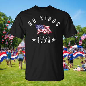 T-shirt con bandiera degli Stati Uniti No Kings Since 1776, manica corta, girocollo, design promozionale unisex per adulti - Product Image 3