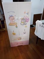 Armoire mobile en plastique PP de 65 cm de large avec tiroirs à assembler, portes latérales ouvertes et 2 serrures, organisateur de vêtements pour enfants