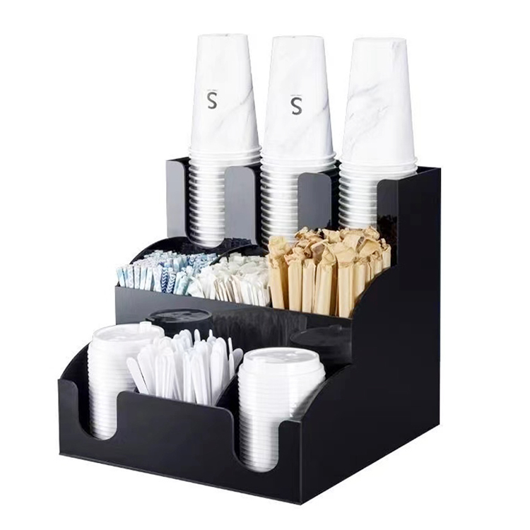 1.5 oz plastic cups with lids Mini Serve 5 oz Round Clear Plastic Dessert Cup - with Lid - 3'' x 3'' x 2  1/2'' main image 0