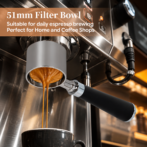 Porte-filtre à expresso de 51 mm sans fond avec poignée en bois, panier filtrant en acier inoxydable poli, fabrication de précision pour barista à domicile - Product Image 4