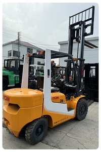 Montacargas Usado TCM de 3 Toneladas, 3 Etapas, con Desplazador Lateral, Combustible Diésel, Komatsu, TCM, Mitsubishi Fdzn en Venta - Product Image 4