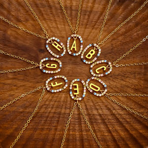 <span class=keywords><strong>España</strong></span> Capital iniciales circón collar nicho luz lujo nuevo ins colorido circón luz lujo colgante letra collar - Product Image 2