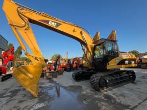 Excavadora de cadenas Caterpillar 325C usada de 25 toneladas, original de Japón, a gran escala, con sistema hidráulico en buen estado, ¡gran oferta! - Product Image 4