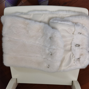 2024 abito di pelliccia simulata in stile principessa autunnale e invernale, la ricca <span class=keywords><strong>ereditiera</strong></span> indosserà un abito con collo di pelliccia - Product Image 5