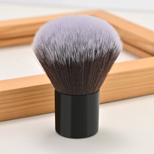 Mini cepillo <span class=keywords><strong>Kabuki</strong></span> <span class=keywords><strong>para</strong></span> uñas con <span class=keywords><strong>base</strong></span> negra con cabeza de hongo <span class=keywords><strong>para</strong></span> herramienta de maquillaje de <span class=keywords><strong>base</strong></span> de rubor en polvo suelto - Product Image 6