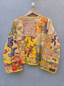 Chaleco Acolchado sin Mangas con Estampado Negro Hecho a Mano en India, Estilo Elegante para Mujer, Regalo para Ella - Product Image 6