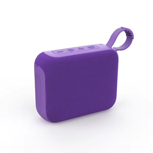 Altavoz portátil con Bluetooth, minicaja de audio inalámbrica de tela, sonido estéreo recargable con correa para viajes y acampadas - Product Image 1