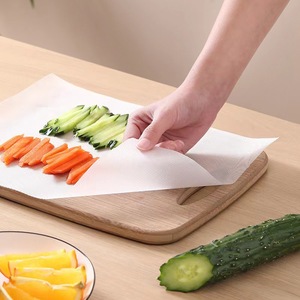 Tapis de découpe jetable 24cm x 3m transparent carré biodégradable pour pique-nique et cuisine - Product Image 2