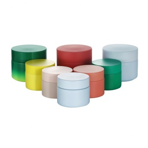 Pot en verre céramique de couleur personnalisée 50g, pot en verre de porcelaine blanc opale pour crème cosmétique avec couvercle coloré - Product Image 3