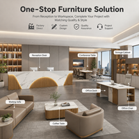Comptoir de réception moderne et écologique sur mesure en bois brillant avec décor en arc pour hall d'hôtel, entreprise, clinique de beauté