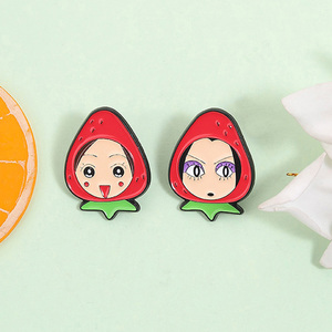 Pin Enamel Gadis Berkepala Stroberi Manga Jepang, Bros Karakter Anime Kartun, Lencana Kerah, Perhiasan Grosir - Product Image 1