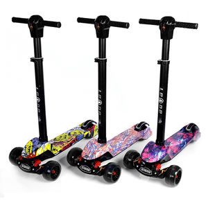 Trotinette électrique pliable Scooter réglable <span class=keywords><strong>pour</strong></span> enfants <span class=keywords><strong>clignotant</strong></span> PU roue enfants Scooter électrique 24V - Product Image 1