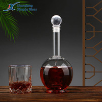 Usine Logo Personnalisé 700ml 750ml Carafe Liège Gin Vodka Liqueur Bouteille En Verre Voile Bateau Forme Doublure Style Tradition Britannique