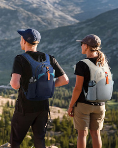 กระเป๋าเป้สะพายหลังน้ำหนักเบาแบบขายส่ง ระบายอากาศได้ดีและกันน้ำ พับเก็บได้ เหมาะสำหรับการปีนเขา กีฬา และเดินป่า - Product Image 1