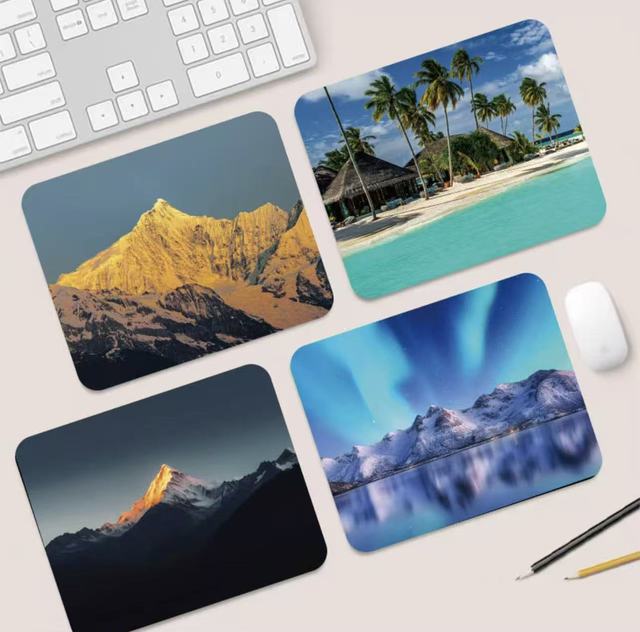 Scenery Pattern Mouse Pad 10"X8" Small-sized Mouse Pad Travel Mouse pad with Non-Slip Rubber Mat for Desk Computers Office