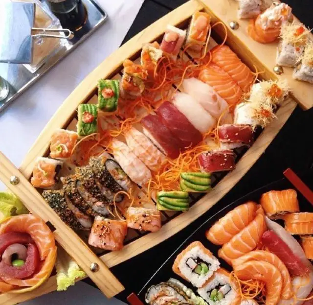 Barco de sushi de bambú de madera de estilo japonés, duradero, con logotipo impreso, venta al por mayor