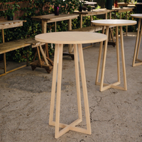 Petite table de bar en bois massif de conception minimaliste moderne nordique quantité minimale de commande pour la décoration d'événement de fête de mariage