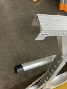 Échelle pliante en alliage d'aluminium de conception moderne Échelle combinée de sécurité d'entrepôt industriel domestique de haute qualité EN131 Salon - Product Image 6