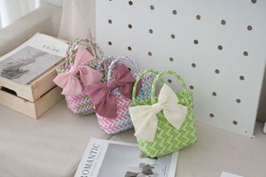 Nouveau <span class=keywords><strong>Sac</strong></span> <span class=keywords><strong>de</strong></span> <span class=keywords><strong>Plage</strong></span> Tressé Coloré Tendance, <span class=keywords><strong>Sac</strong></span> à Main Portable, <span class=keywords><strong>Petit</strong></span> Panier <span class=keywords><strong>de</strong></span> Légumes, <span class=keywords><strong>Sac</strong></span> Fourre-tout pour Cadeau <span class=keywords><strong>de</strong></span> Mariage - Product Image 6
