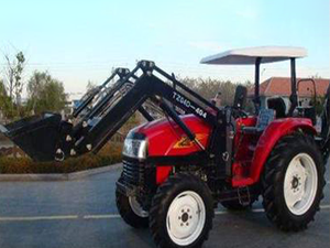 Tracteur agricole 100 CV avec filtre à carburant et cabine de sécurité CE 12+12 avec chauffage - Product Image 3