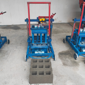 Petite <span class=keywords><strong>machine</strong></span> mobile <span class=keywords><strong>de</strong></span> pose <span class=keywords><strong>de</strong></span> briques portative utilisée pour la production <span class=keywords><strong>de</strong></span> divers blocs <span class=keywords><strong>de</strong></span> béton – <span class=keywords><strong>Machine</strong></span> à blocs <span class=keywords><strong>de</strong></span> béton autoportante - Product Image 3