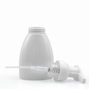 Bouteille plate en PET de 250 ml personnalisable jaune, blanc, vert avec pompe mousse pour désinfectant pour les mains, mousse nettoyante, lotion de <span class=keywords><strong>bain</strong></span> pour enfants - Product Image 4