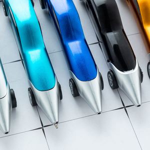 Stylo bille rétractable en plastique de 1,0 mm en forme de voiture, personnalisable avec logo, pour papeterie, prix étudiant - Product Image 4