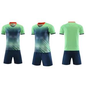 Maillots de football rétro personnalisés de haute qualité, 100 % polyester, séchage rapide, nom de l'équipe avec impression numérique, vente en gros OEM - Product Image 4