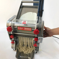 Machine professionnelle compacte de traitement de la pâte, double fonction : laminoir et coupe-pâte, et machine à nouilles commerciale