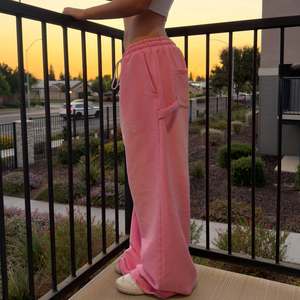 <strong>Custom</strong> 100% Cotton Heavyweight Vintage Acid Wash Pants Distressed Raw Hem Oversized Stacked Baggy Rhinestone Sweatpants - Product Image 6