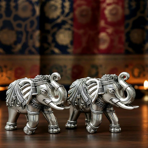 Elegante Figura de Elefante Metálica 3D Tradicional Vastu, Tronco Ascendente, Chapado en Oro de 24k, Hecho a Mano, Acabado Antiguo Moderno, para Bodas y Diwali - Product Image 4