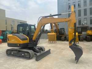 XE60G PRO Nueva Miniexcavadora China de 6 Toneladas y 35kW con Giro Cero de Cola, Estándar IV - Product Image 4