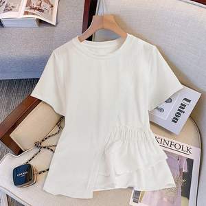 Camiseta de Mujer Blanca de Cuello Redondo y Manga Corta con Cintura con Volantes, Dobladillo Irregular en Forma de A, Tejido de Punto, Color Sólido - Product Image 1