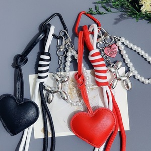Llavero Colgante Corazón Negro de Moda, Llaveros Encantadores de Corazón y Perro Globo, Cuerda Trenzada Linda con Dijes de Perlas - Product Image 1