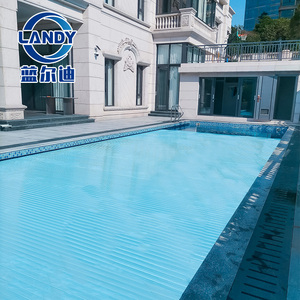 Cubierta para <span class=keywords><strong>Piscina</strong></span> Landy Blue PC, Motorizada, Antievaporación, Resistente a los Rayos UV, Cubiertas Móviles Comerciales para Piscinas Elevadas - Product Image 3