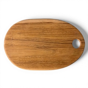 เขียงไม้รูปวงรีพร้อมด้ามจับ ผิวธรรมชาติ สำหรับหั่นอาหารในครัว - Product Image 1